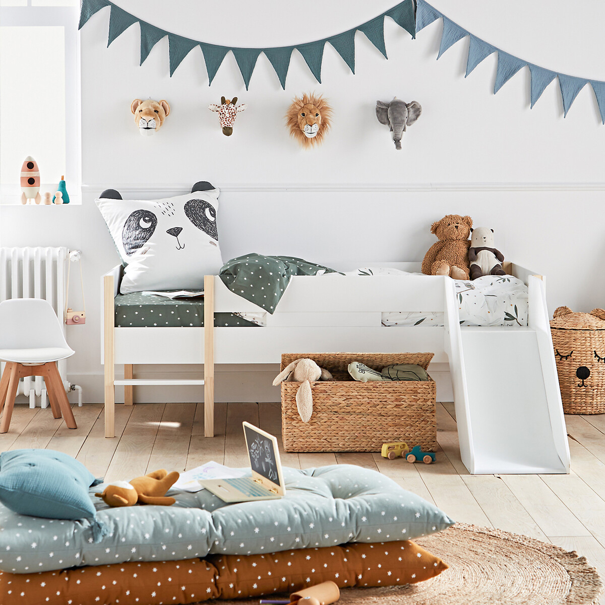 La Redoute Caume Pine Mid-Height Slide Bed