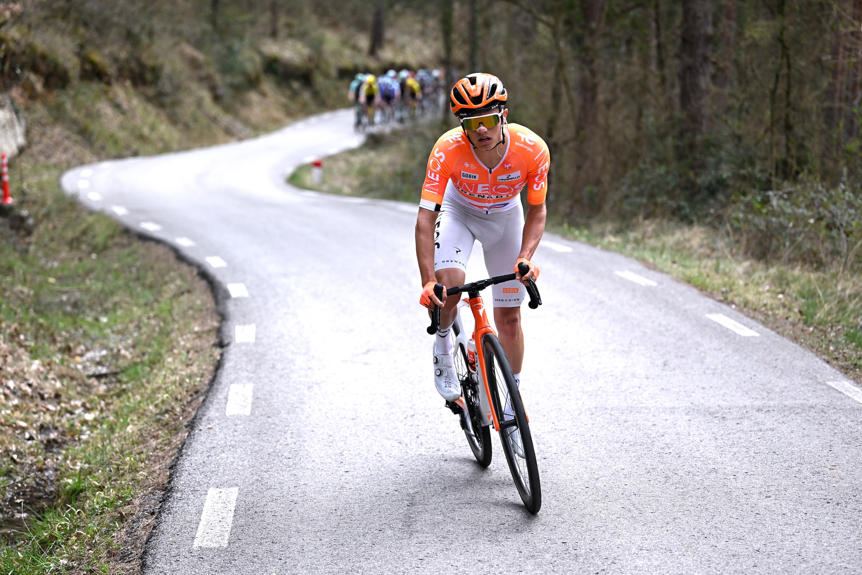 Oscar Onley rides for Ineos Grenadiers