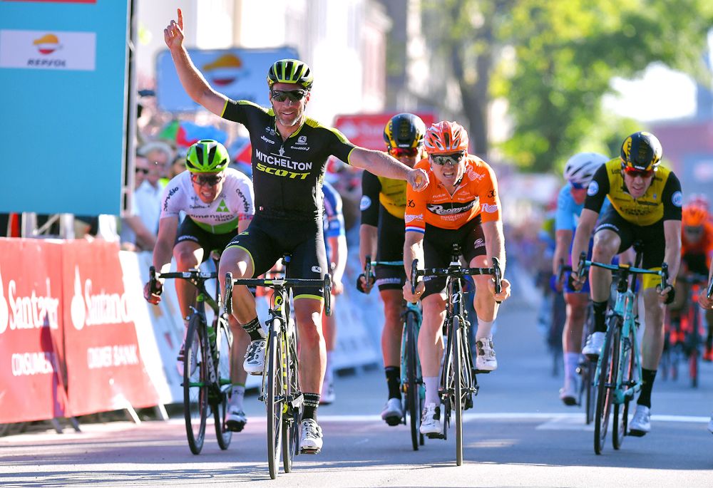 Michael Albasini (Mitchelton-Scott) win stage 2 at Tour des Fjords