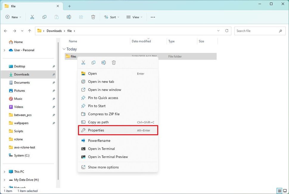 how to hide and unhide a folder in windows 11