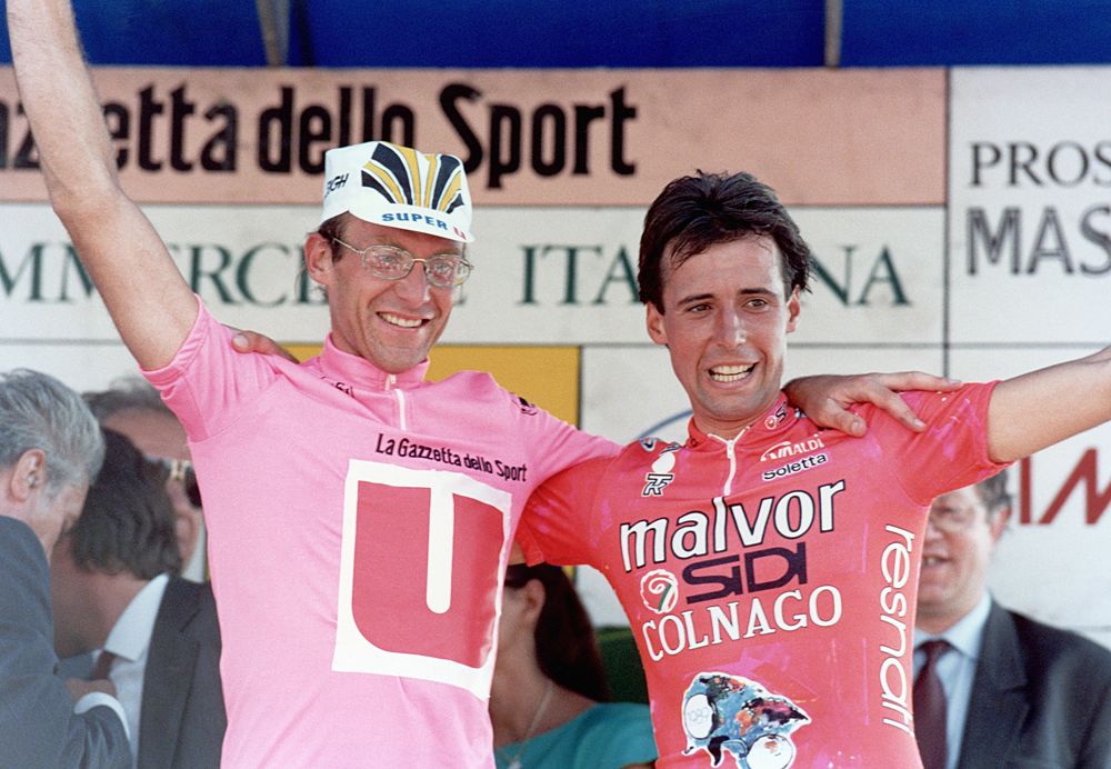 Laurent Fignon won the 1989 Giro d'Italia over Flavio Giupponi