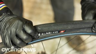 How To Change a Bike Tyre