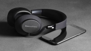 Bowers & Wilkins PX wireless headphones review