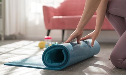 How to clean a yoga mat