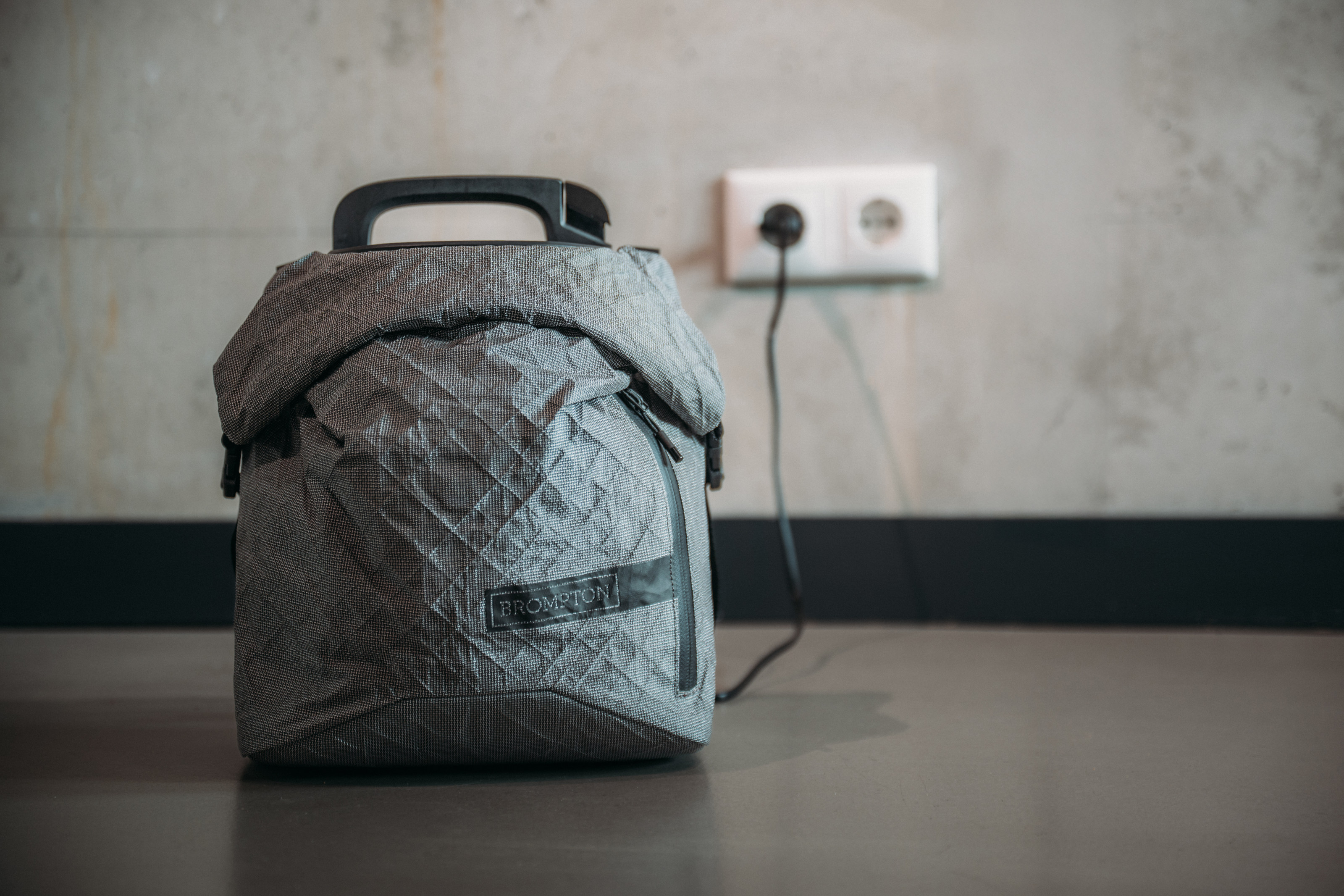 The T Line&#039;s detchable battery pack