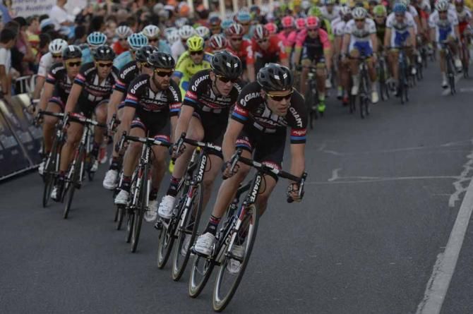 Giant Alpecin lead the peloton