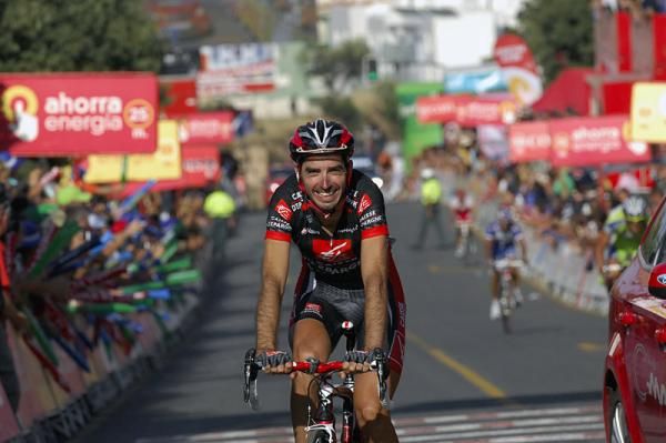 David Lopez (Caisse d'Epargne) wins for the first time in 2010.