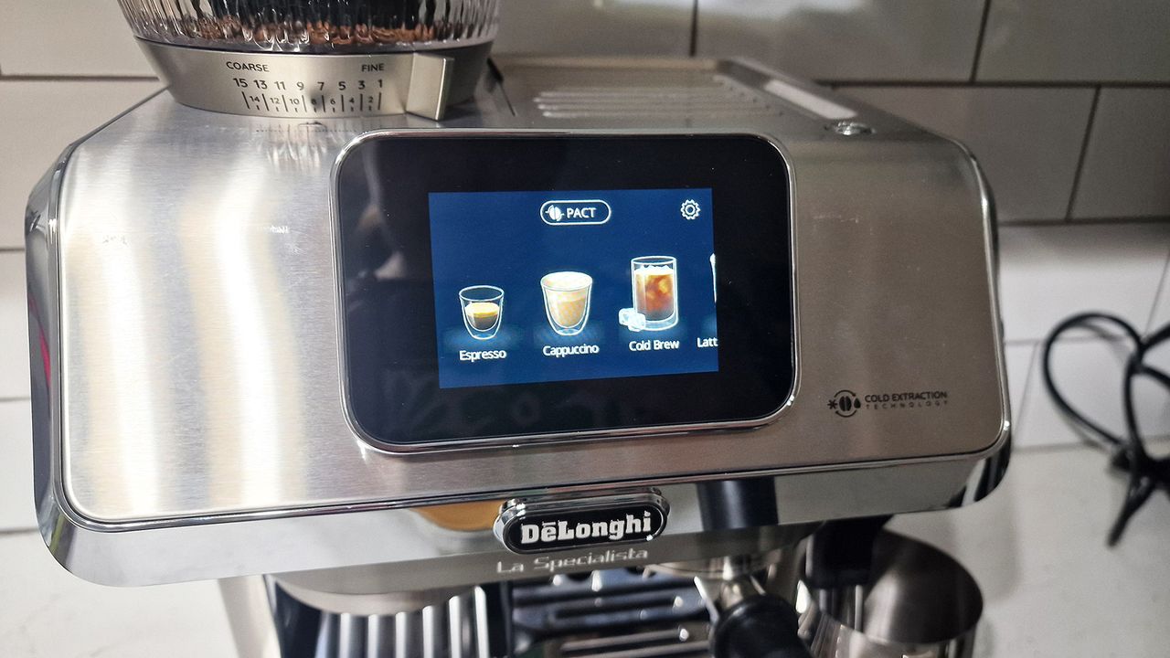 De'Longhi La Specialista Touch control panel
