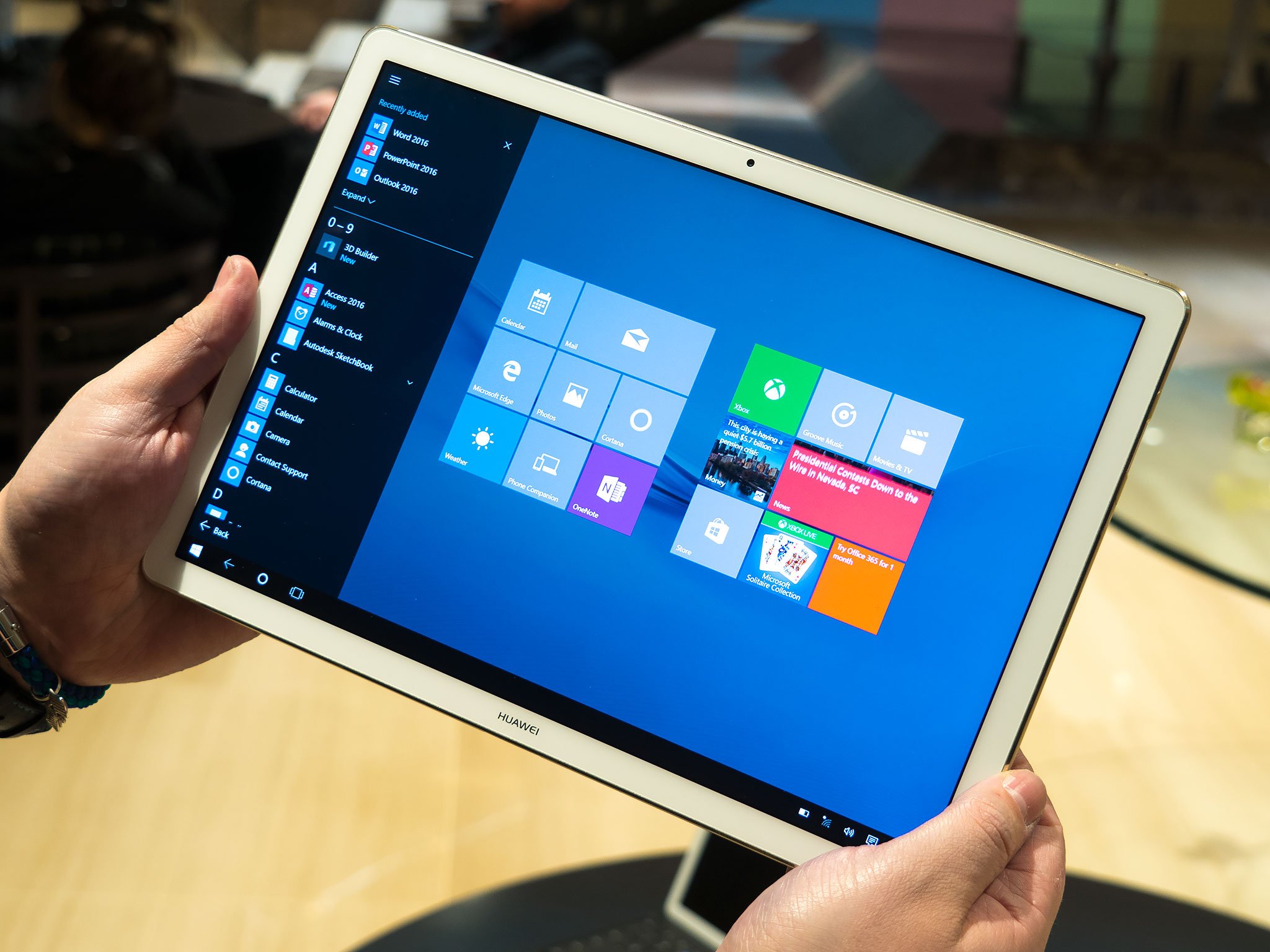 Включи 10 1. Планшет 10 Windows 10. Ноутбук планшет виндовс 10. Windows 10 Pro планшет. Windows 10 Tablet Microsoft.