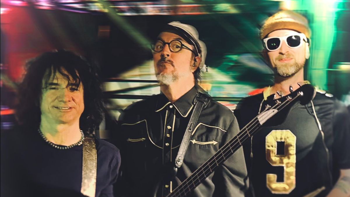 Primus recruit Puddles Pity Party for cover of Dio's Holy Diver