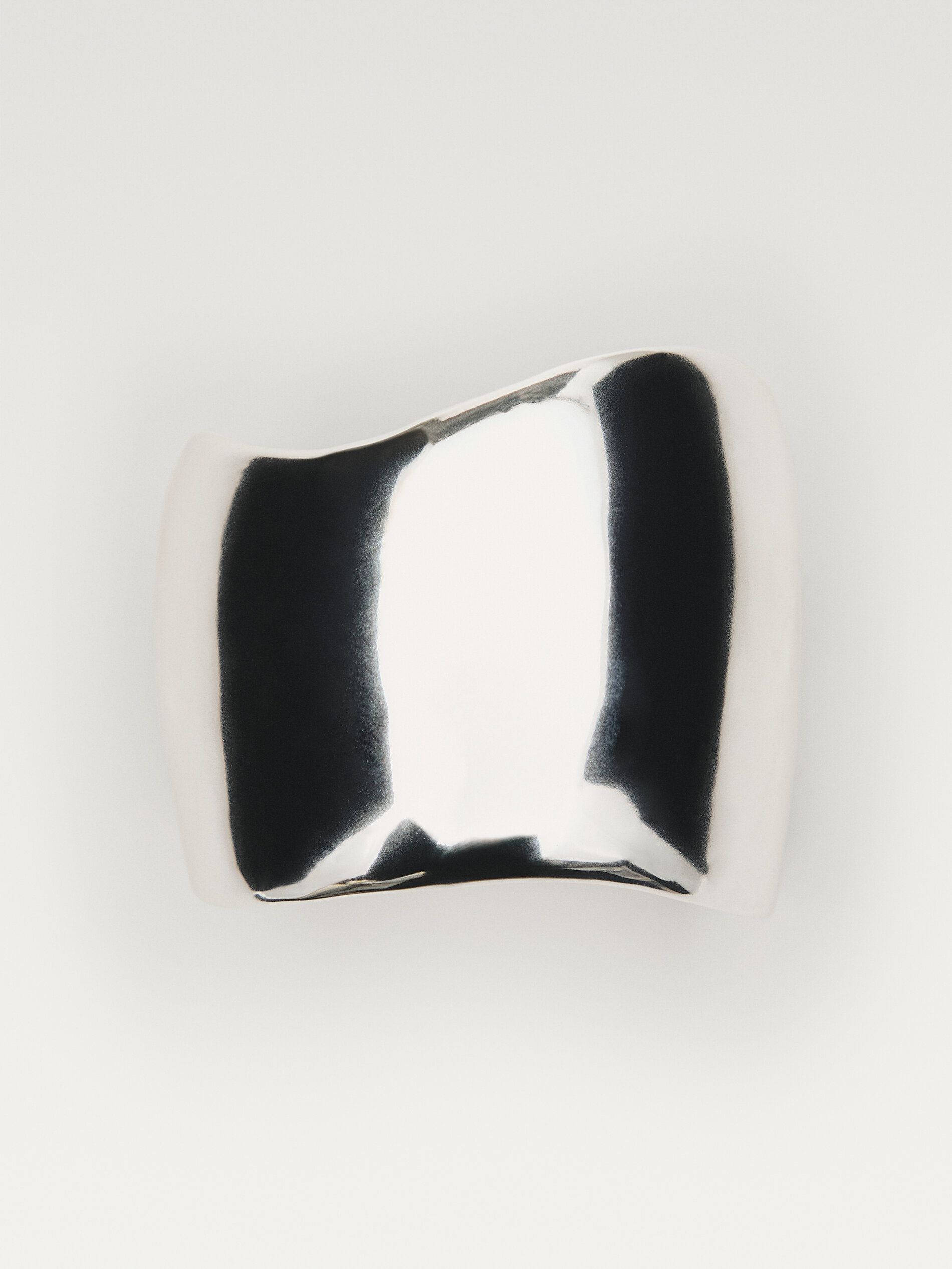 Wide Rounded Bracelet