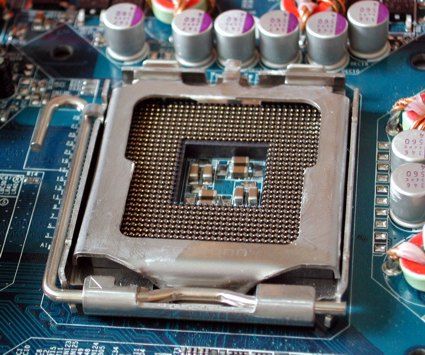 New Socket: LGA 775 - Intel Stakes Its Vision of the PC Future with 775 ...