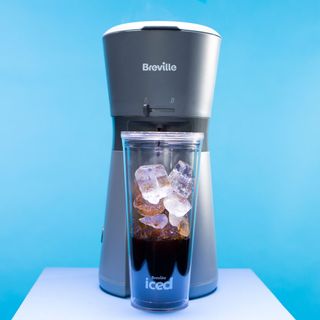 iced coffee machine with ice cubes
