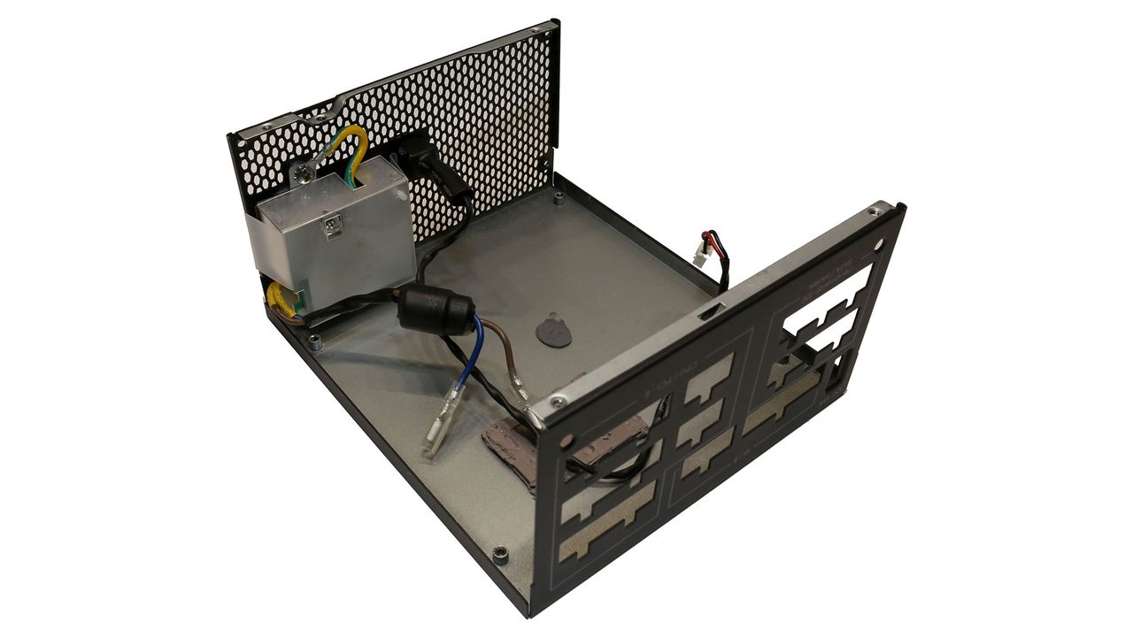 Antec Signature Titanium 1000W Transient filter