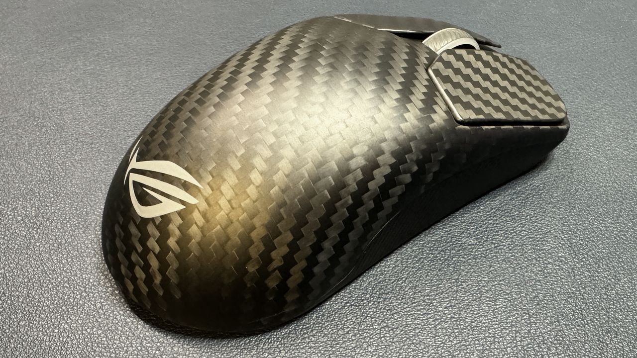 Asus ROG Harpe Ace Extreme