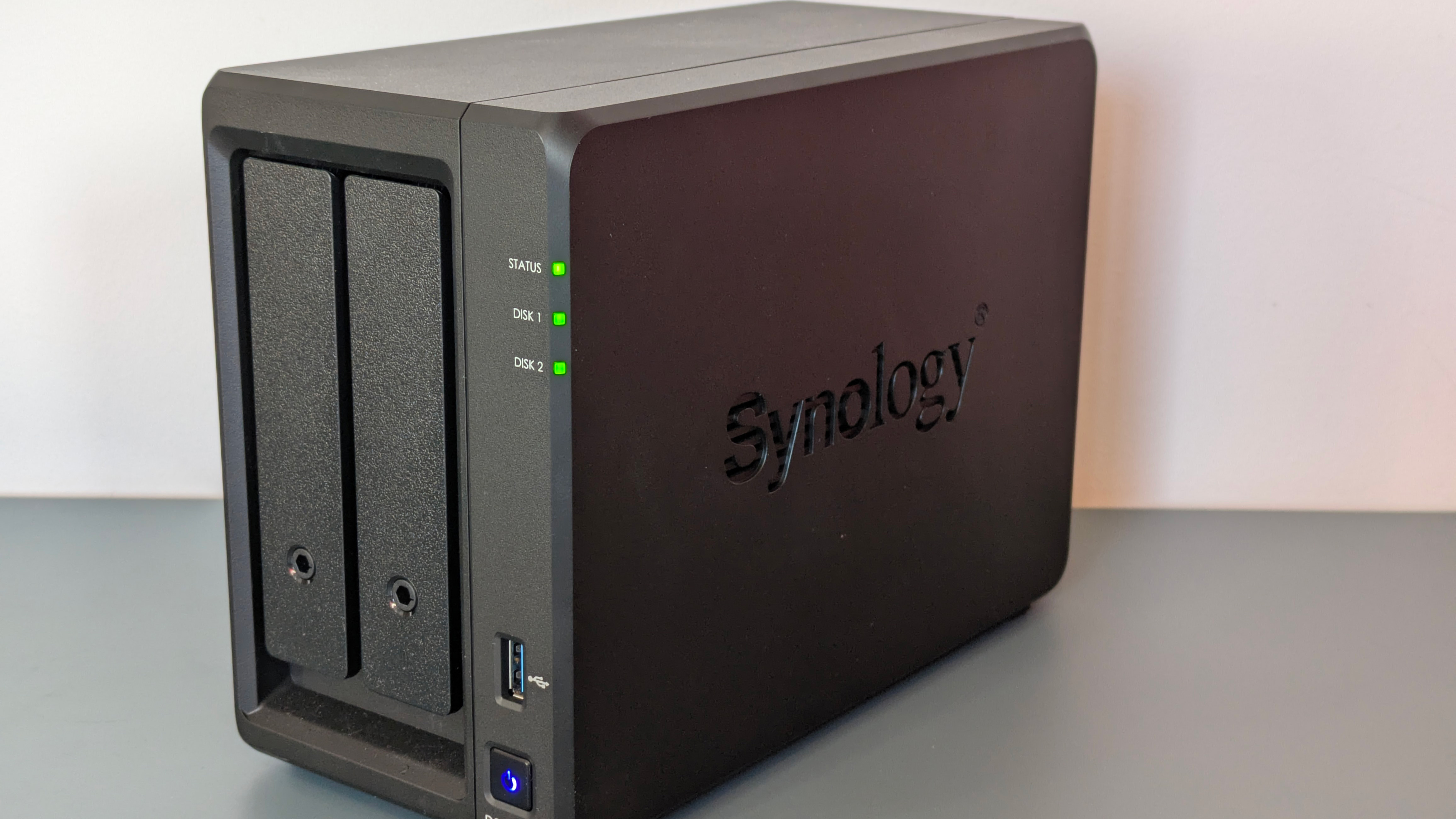 The Synology DiskStation DS725+ on the ITPro background