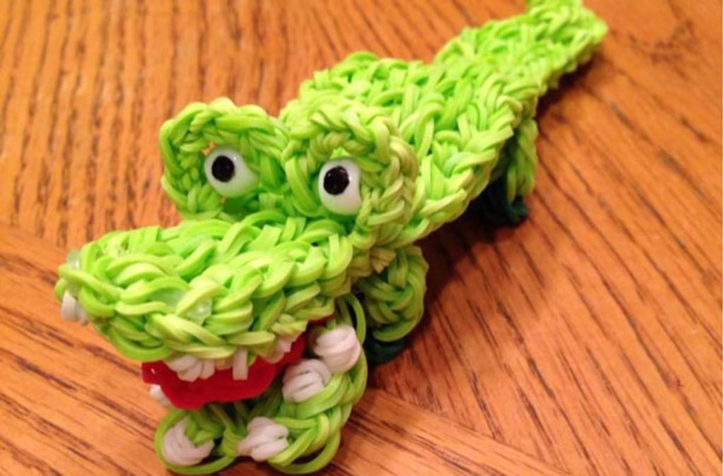 15 amazing loom band ideas what can you make with loom bands? GoodtoKnow