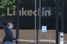 LinkedIn cuts 700 jobs