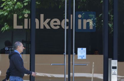LinkedIn cuts 700 jobs