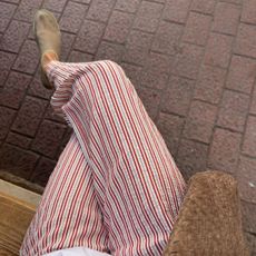 Summer pedicure trends 2025 mesh accents