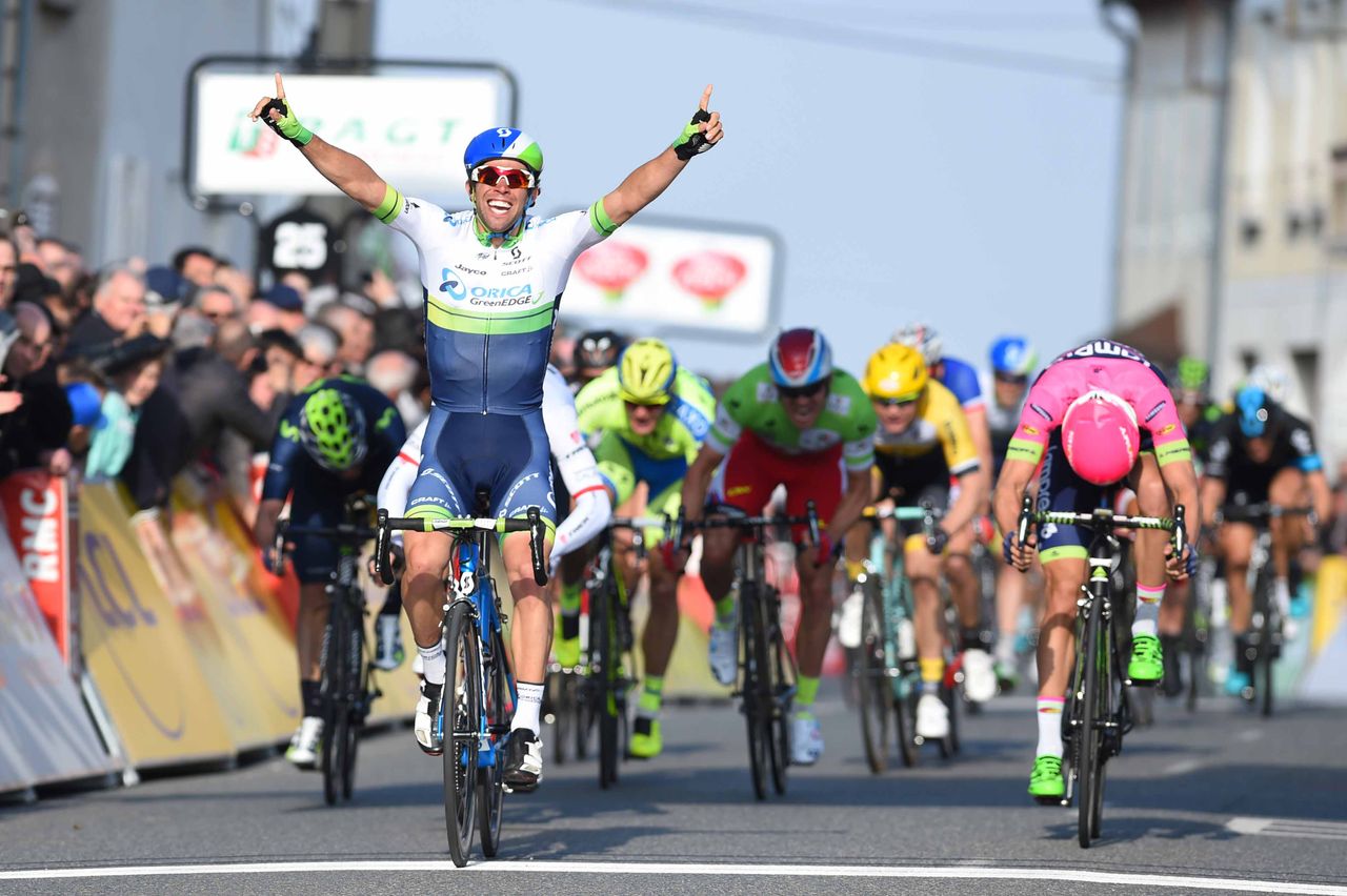 Michael Matthews (Orica-GreenEdge) wins Paris-Nice stage 3