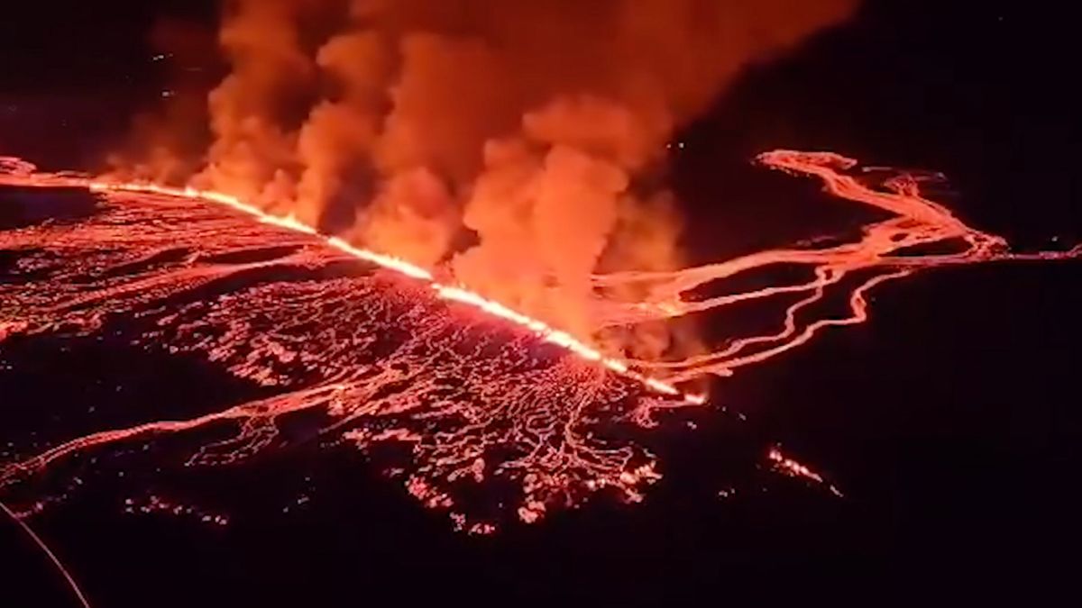 Iceland volcano: 'Most powerful' eruption yet narrowly misses Grindavik ...