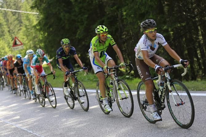 Domenico Pozzovivo (AG2R La Mondiale) sets the pace in the peloton on the final climb