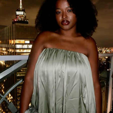 imani randolph wearing a strapless dress