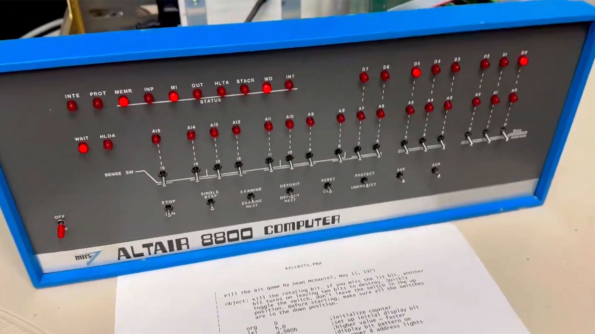 Erroneously assembled 1974 Altair 8800 computer gets fixed and enjoys ...