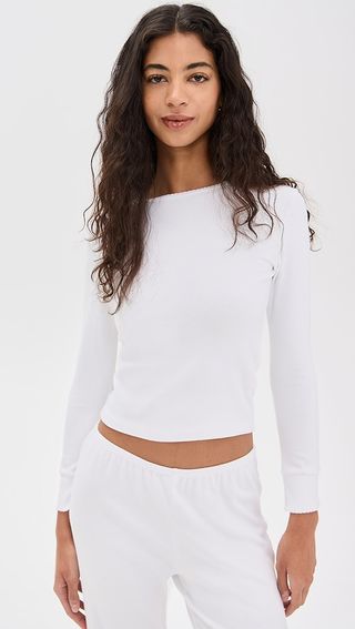 Donni. the Baby Rib Scallop Long Sleeve