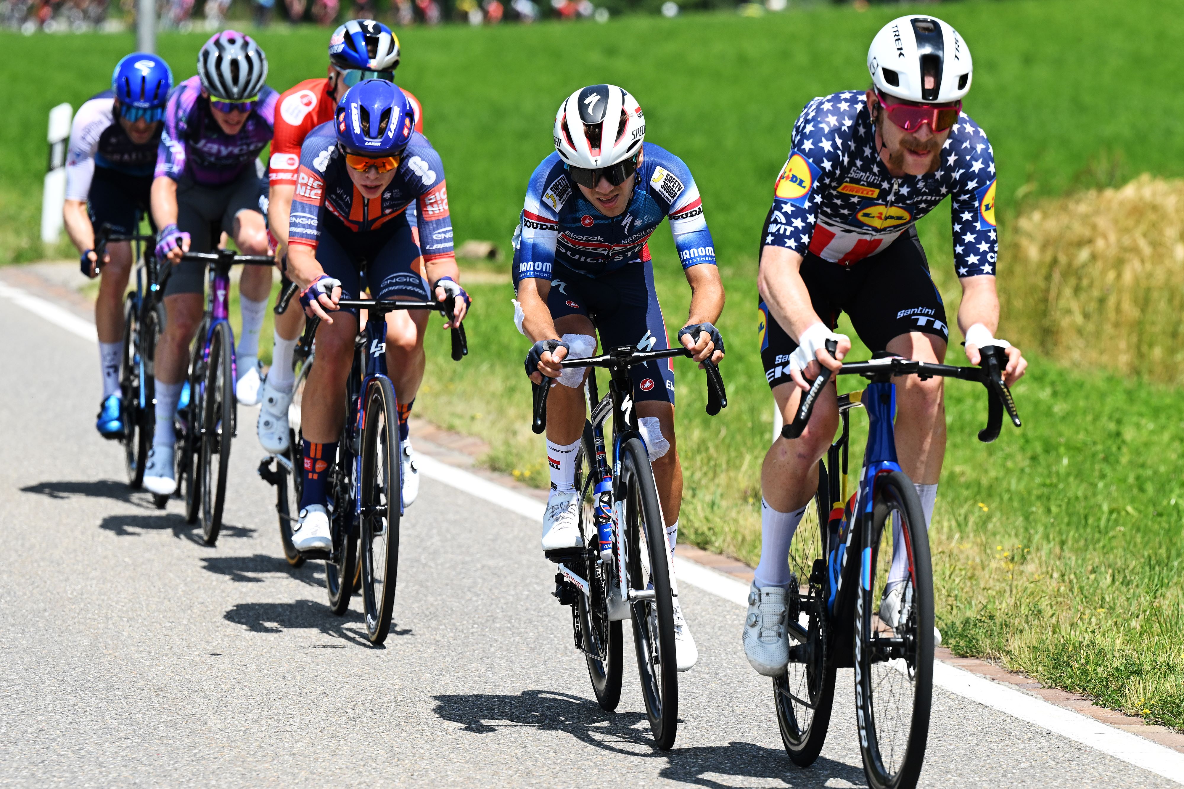 Quinn Simmons leads 7 man break on stage 7 of the Tour de Suisse 2025.