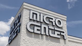 A Micro Center in Indianapolis, IN