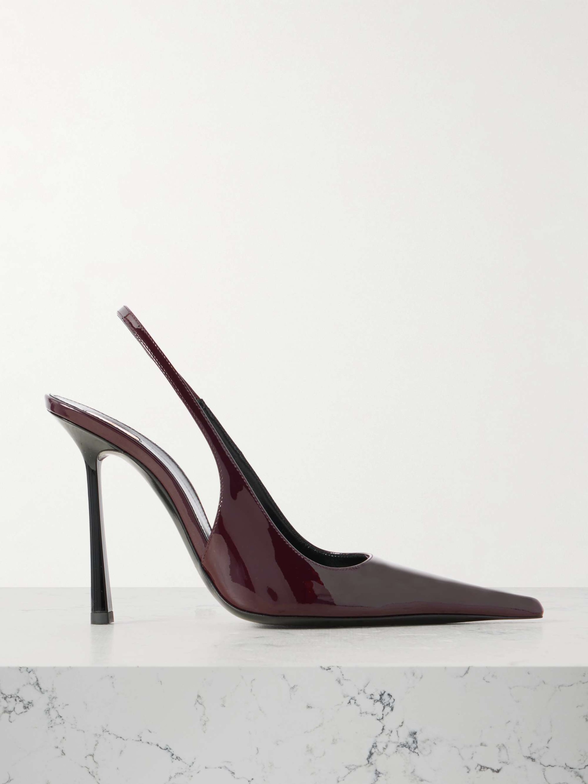 Vend&amp;ocirc;me Glossed-Leather Slingback Pumps