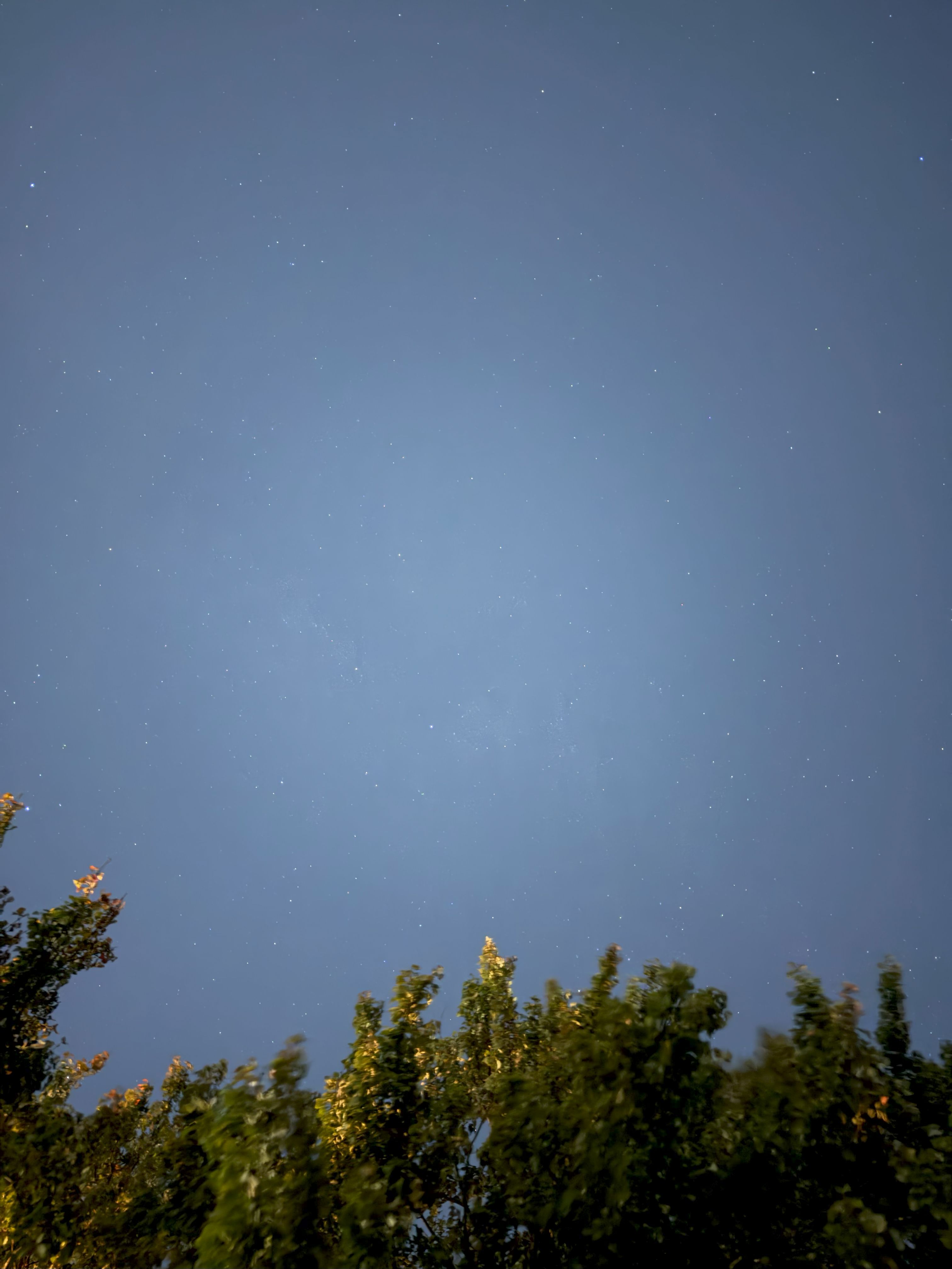 Apple iPhone 17 Pro astrophotography sample.
