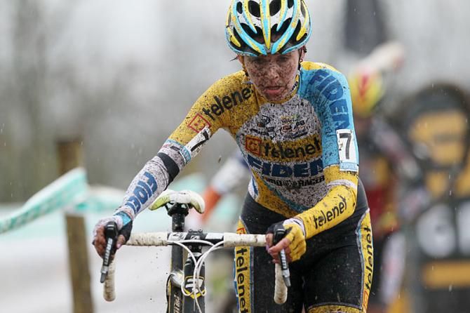 Nikki Harris (Young Telenet-Fidea) en route to victory.