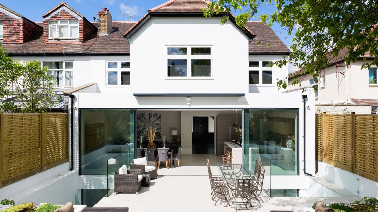 modern single storey extension