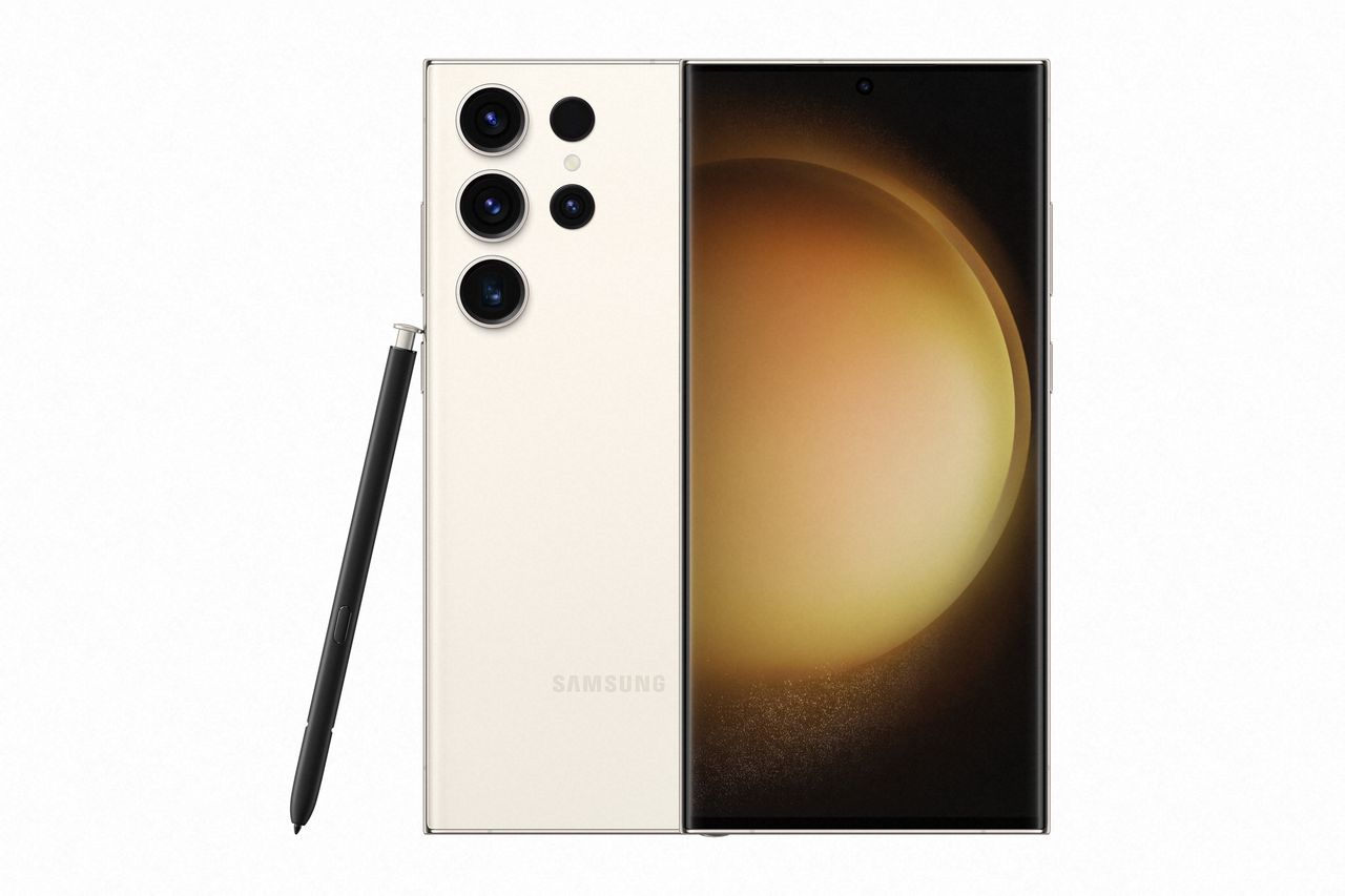 Official press images of the Galaxy S23 Ultra, in Cream from the front and back with S Pen stylus