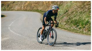 Cycling Weekly's Sam Gupta riding the all new Cannondale SuperSix Evo 4
