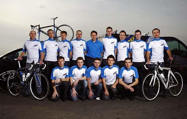 Orbea For Goodness Shakes! men's team with support staff