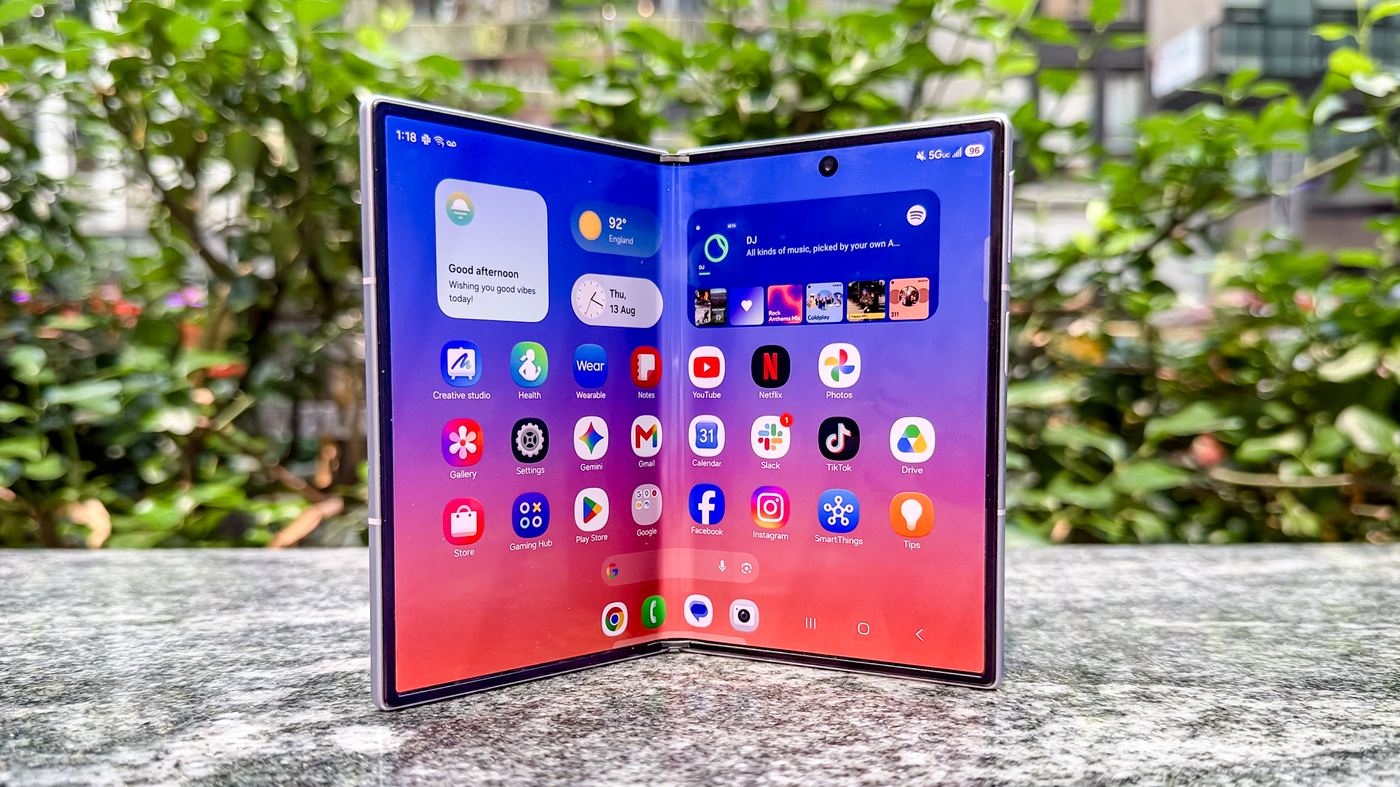 Galaxy Z Fold 8