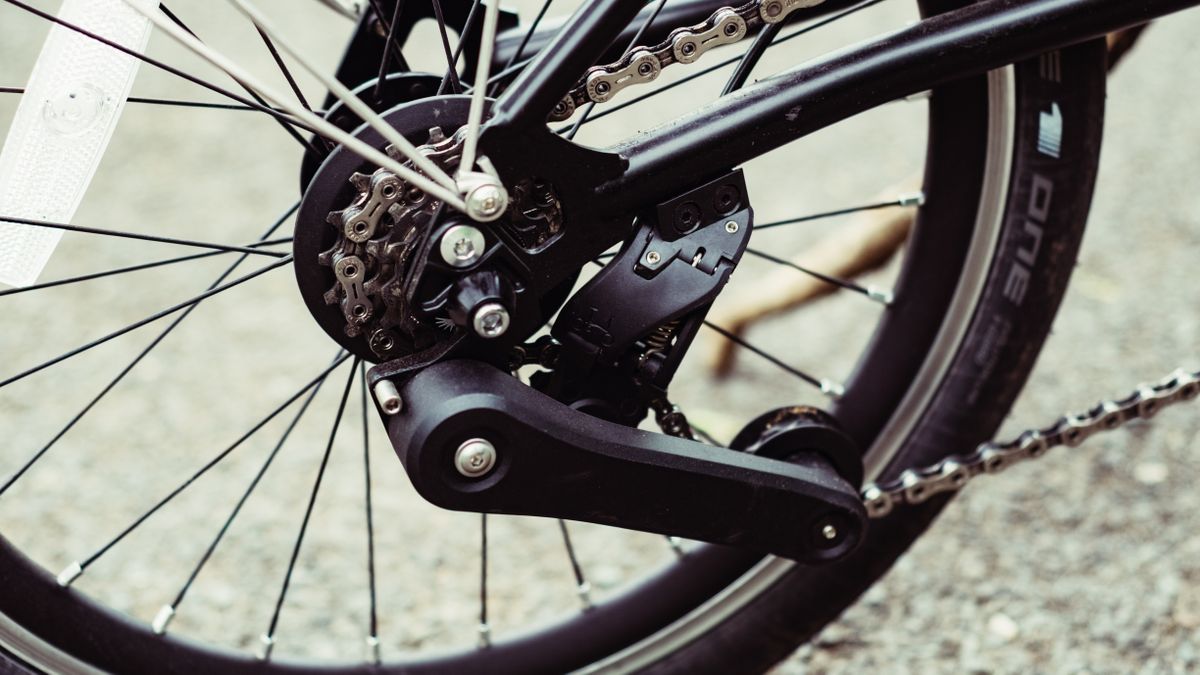 The rear derailleur of a Brompton P-Line