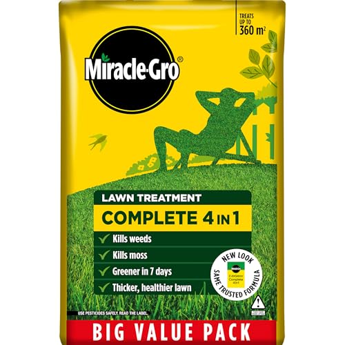 Miracle-Gro Complete 4 in 1 Lawn Food, 360 M&amp;sup2; Bag, Lawn Food, Weed &amp;amp; Moss Control