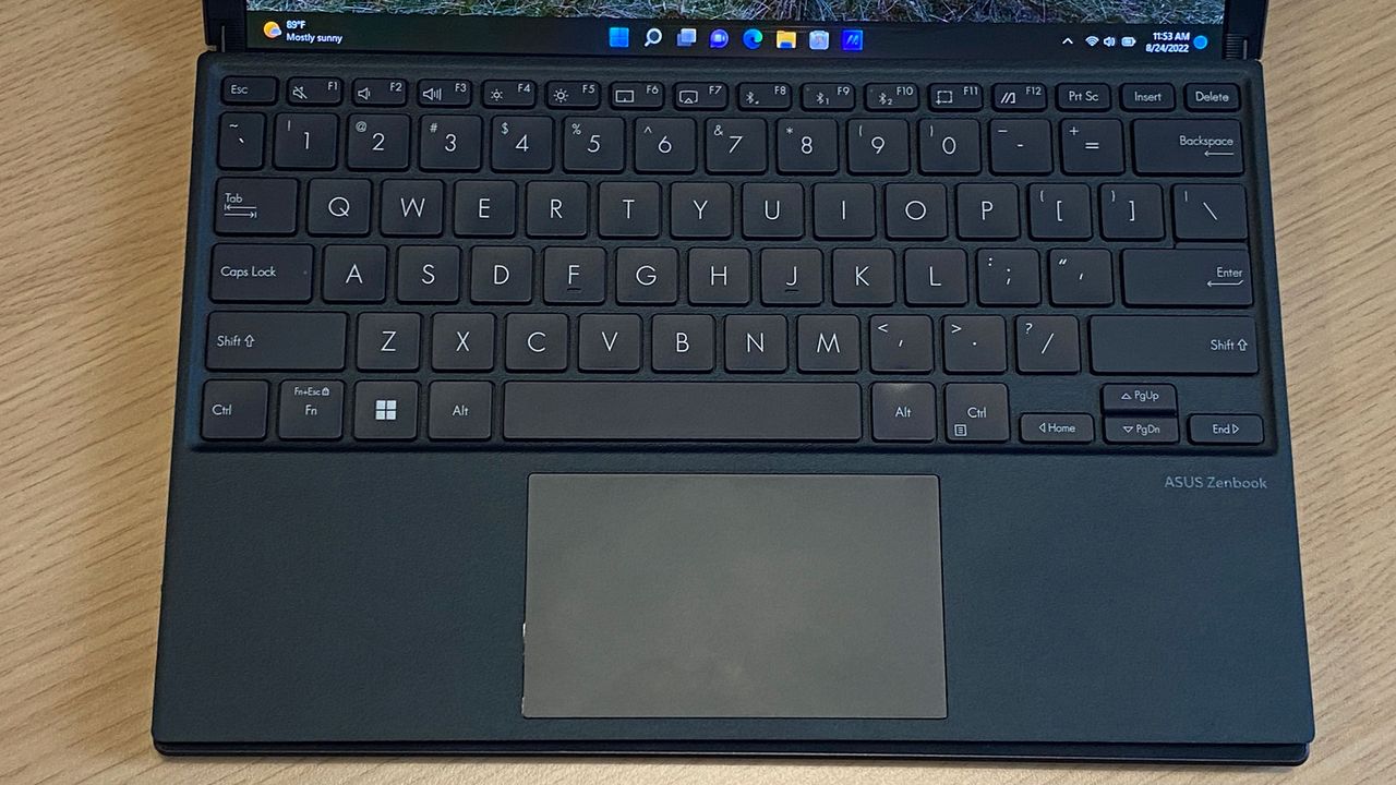 Asus Zenbook 17 Fold OLED