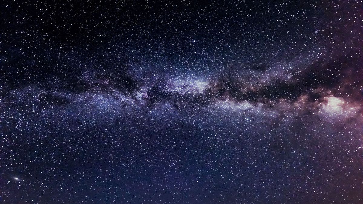 Milky Way Over the Sea Wallpaper 4K