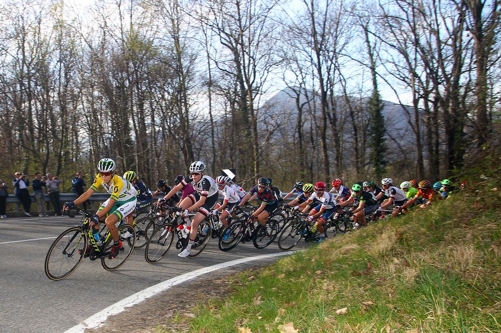 Kat Garfoot leading the peloton