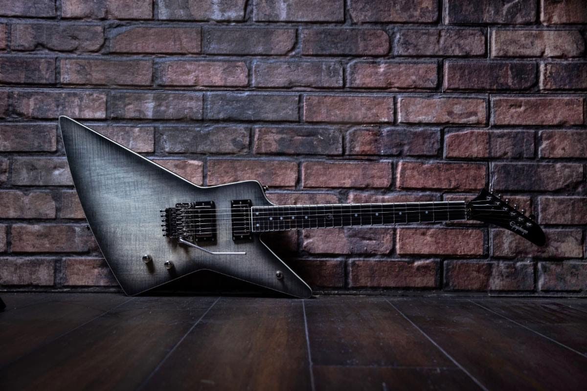 Epiphone Brendon Small GhostHorse Explorer