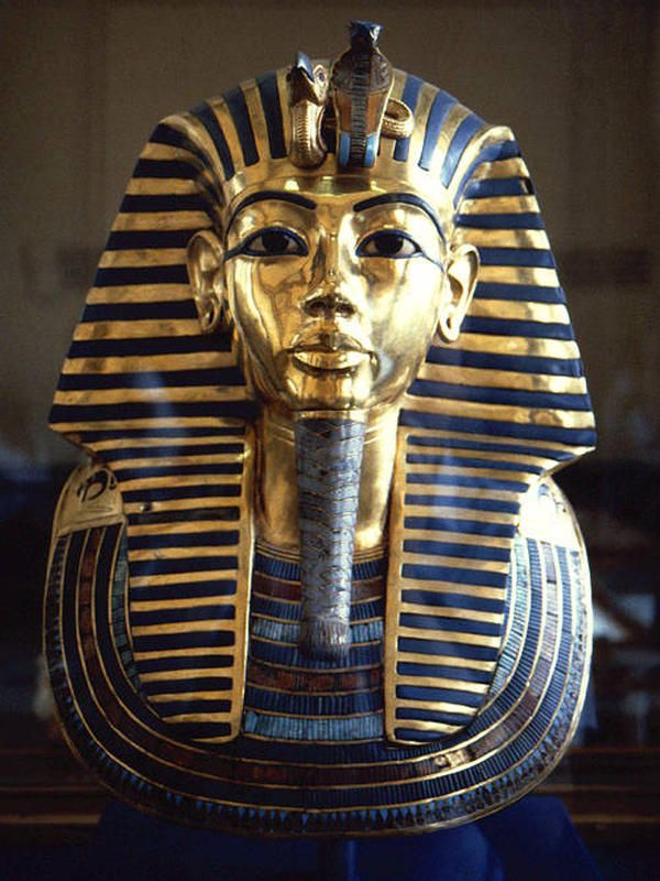 Scientists reveal that King Tut had 'feminine hips' and an overbite ...