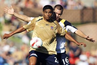Mario Jardel in action for Newcastle Jets against Central Coast Mariners in November 2007.