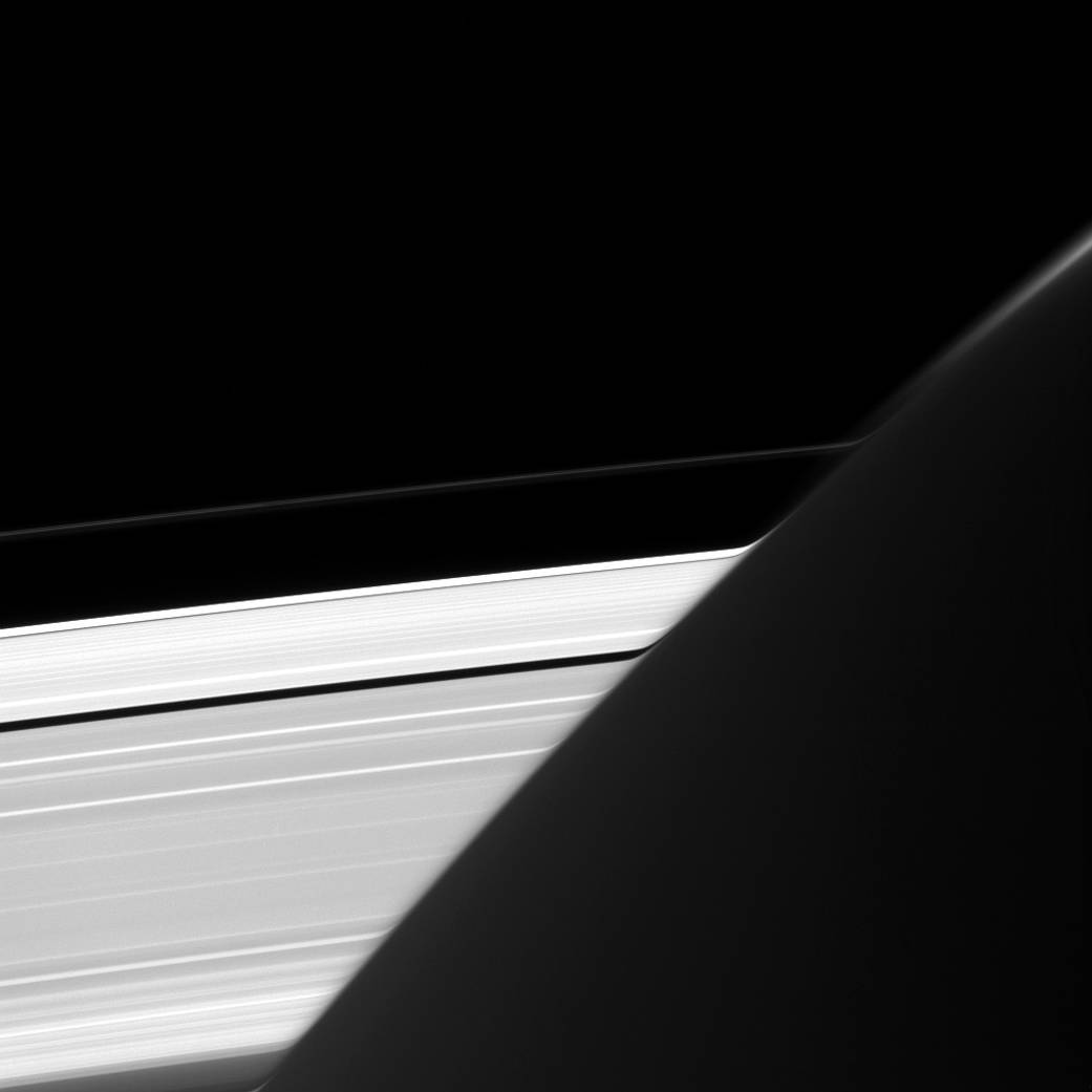 Saturn Rings Bent