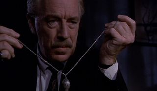 Needful Things Max Von Sydow necklace scene